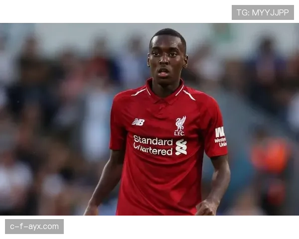 加纳黑星军团积极备战新赛季，年轻球员表现亮眼引发关注