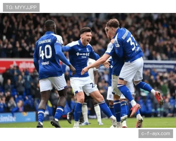 伊普斯维奇逆转取胜，英超赛场再显强劲竞争力