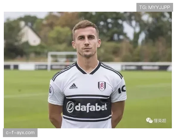 富勒姆官宣特劳雷离队，状态回升开启新篇章